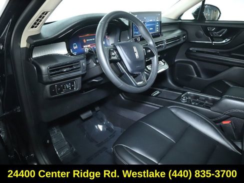 Certified 2023 Lincoln Corsair AWD image 17