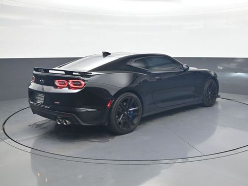 Used 2019 Chevrolet Camaro SS image 5