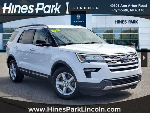 Used 2018 Ford Explorer XLT w/ Equipment Group 202A FWD image 1