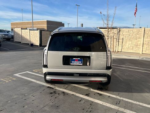 New 2026 Hyundai Ioniq 9 SEL image 9