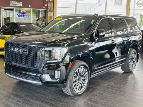 Used 2023 GMC Yukon Denali Ultimate AWD/4WD image 16