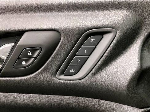 Used 2022 GMC Acadia Denali w/ GMC Pro Grade Package AWD/4WD image 32