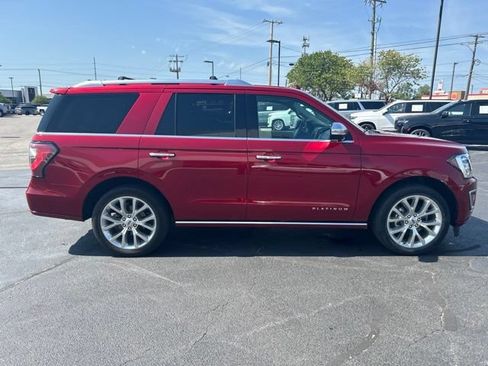 Used 2018 Ford Expedition Platinum AWD/4WD image 5
