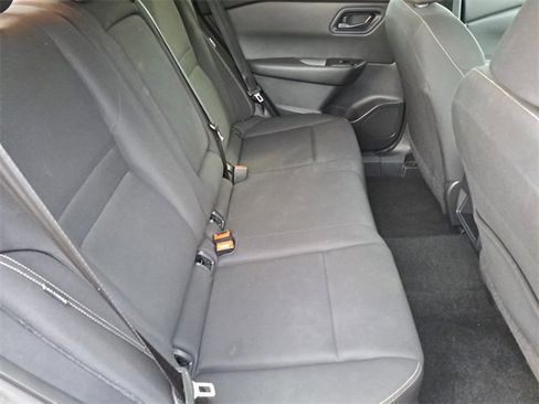 Used 2024 Nissan Rogue S image 25