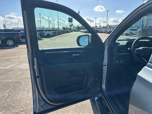 New 2026 Chevrolet Tahoe Z71 w/ Comfort Package AWD/4WD image 12