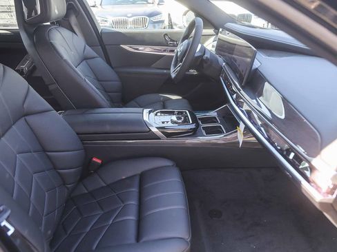 New 2026 BMW i7 eDrive50 w/ M Sport Package RWD image 13
