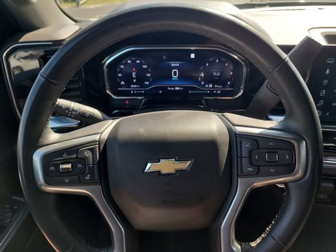 Used 2024 Chevrolet Silverado 1500 LT AWD/4WD image 28