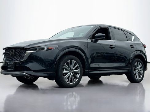Used 2025 MAZDA CX-5 Signature image 12