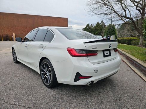 Used 2021 BMW 330i xDrive Sedan w/ Convenience Package AWD/4WD image 3