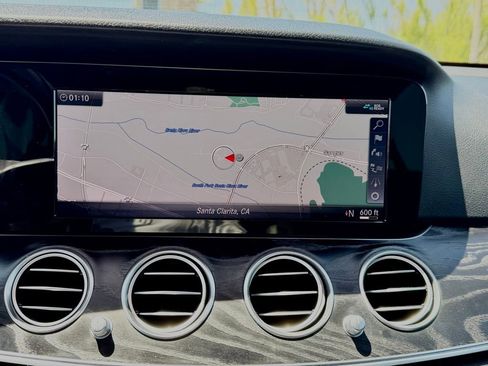 Used 2019 Mercedes-Benz E 450 4MATIC Sedan image 26