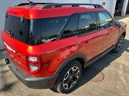 Used 2023 Ford Bronco Sport Outer Banks w/ Tech Package AWD/4WD image 5