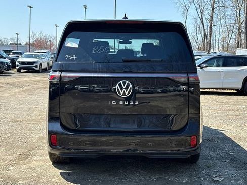 New 2025 Volkswagen ID. Buzz Pro S image 4