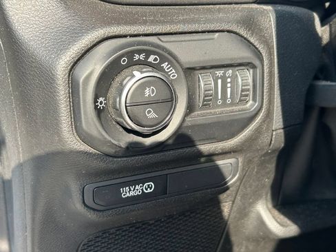 Used 2021 Jeep Gladiator Mojave AWD/4WD image 25
