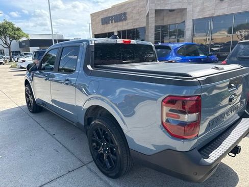 Used 2025 Ford Maverick Lariat w/ Black Appearance Package AWD/4WD image 8
