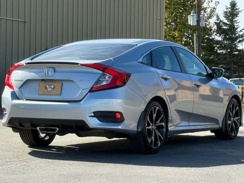 Used 2020 Honda Civic Sport image 8