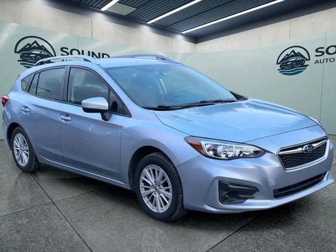 Used 2017 Subaru Impreza 2.0i Premium image 1