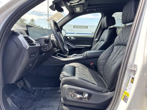 Used 2024 BMW X5 xDrive50e image 23