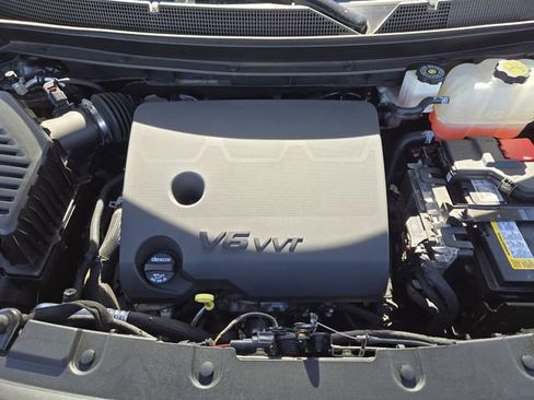 Used 2023 Chevrolet Traverse Premier w/ LPO, Floor Liner Package image 33