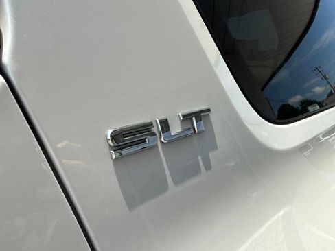 Used 2017 GMC Acadia SLT FWD image 10