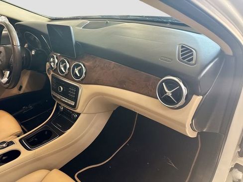 Used 2020 Mercedes-Benz GLA 250 GLA 250 image 28