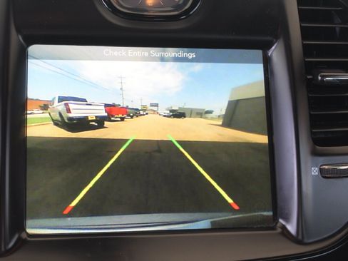 Used 2017 Chrysler 300 S AWD/4WD image 41