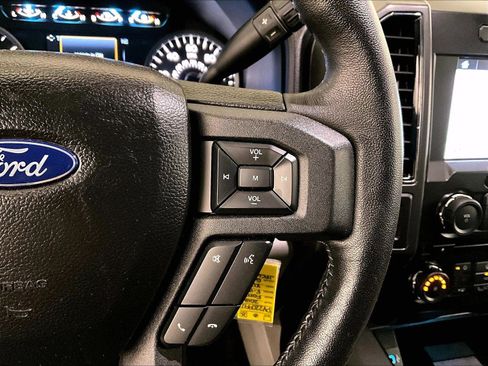 Used 2018 Ford F150 XLT w/ Equipment Group 302A Luxury AWD/4WD image 18
