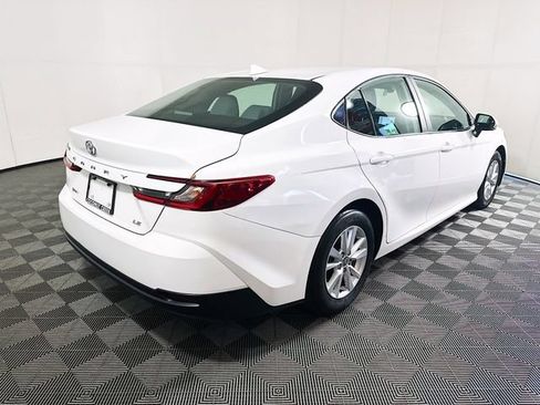 Used 2025 Toyota Camry LE FWD image 3