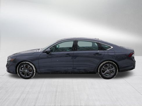 Certified 2025 Honda Accord EX-L image 4