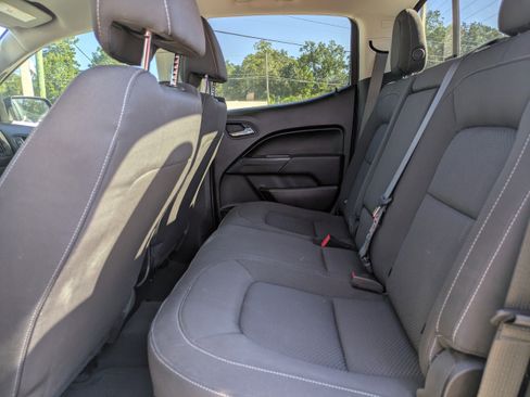 Used 2021 Chevrolet Colorado LT w/ Redline Special Edition image 11