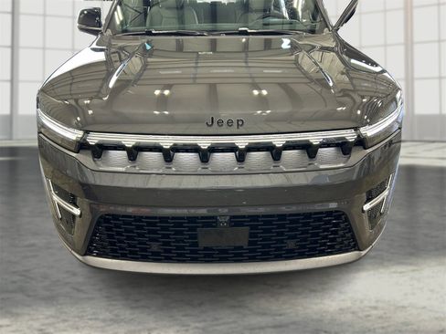 New 2026 Jeep Grand Wagoneer Limited image 22