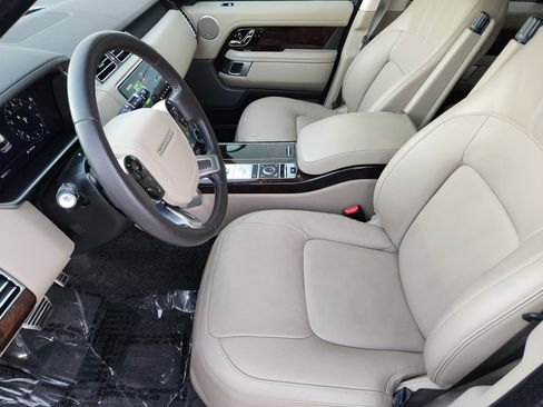 Used 2021 Land Rover Range Rover Westminster Edition image 12