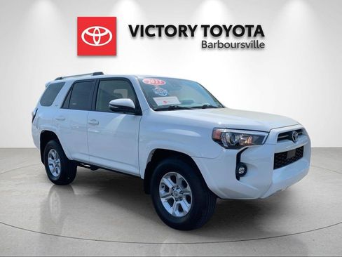 Used 2023 Toyota 4Runner SR5 Premium w/ Moonroof Package RWD image 5