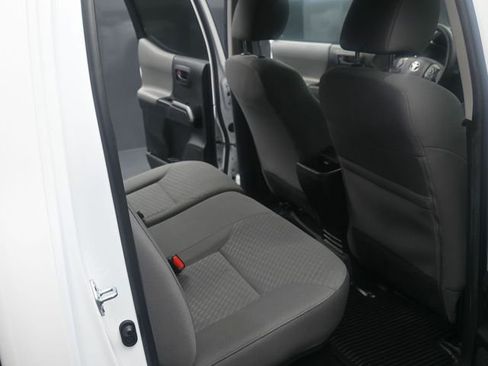 Used 2023 Toyota Tacoma SR5 AWD/4WD image 23