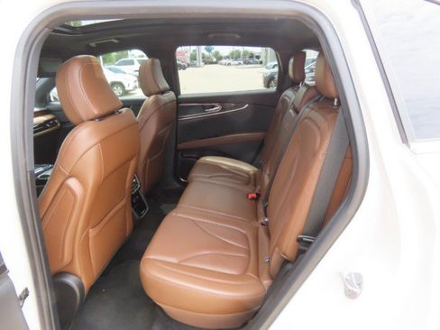 Certified 2022 Lincoln Nautilus Reserve FWD image 19