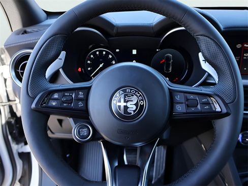 New 2025 Alfa Romeo Stelvio Sprint image 31
