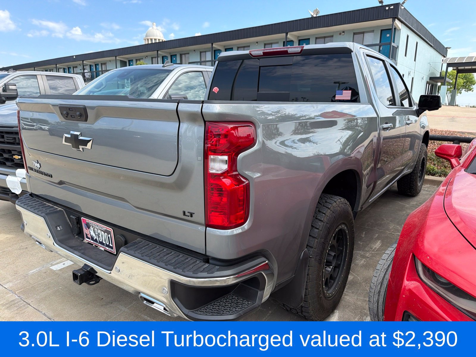 Used 2026 Chevrolet Silverado 1500 LT AWD/4WD image 3