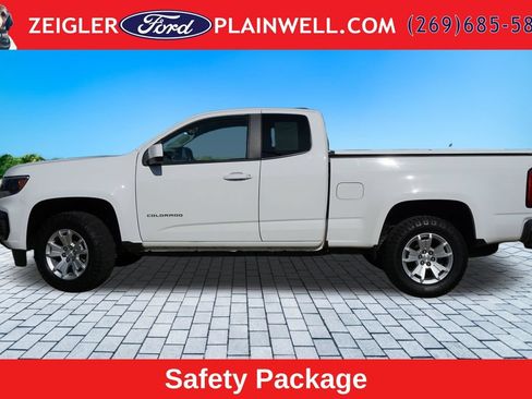 Used 2022 Chevrolet Colorado LT w/ Fleet Safety Package RWD image 2