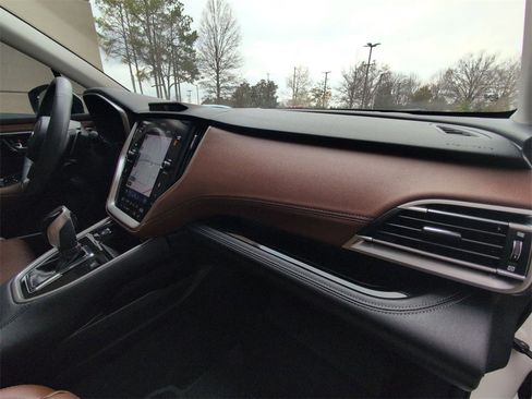 Used 2021 Subaru Outback Touring XT image 19