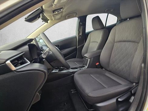 Used 2023 Toyota Corolla LE FWD image 14