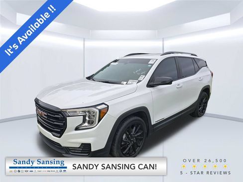 Used 2024 GMC Terrain SLE w/ Driver Convenience Package FWD image 1