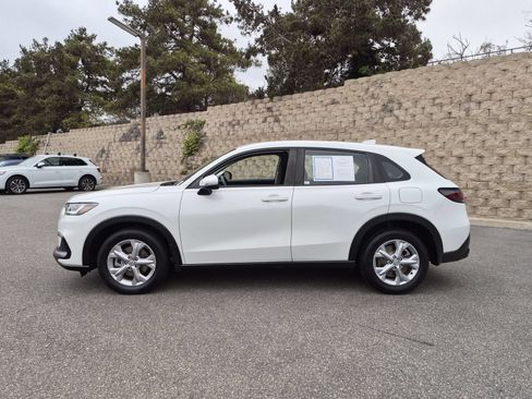 Used 2024 Honda HR-V LX image 2