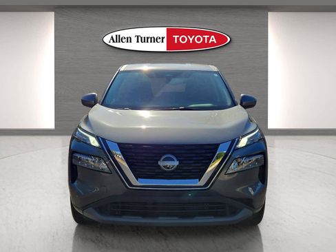 Used 2023 Nissan Rogue SV image 5