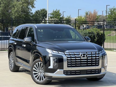 Used 2025 Hyundai Palisade Calligraphy AWD/4WD image 2