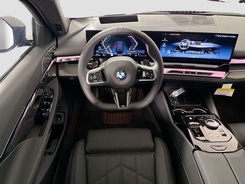 New 2026 BMW 540i xDrive w/ M Sport Package image 23