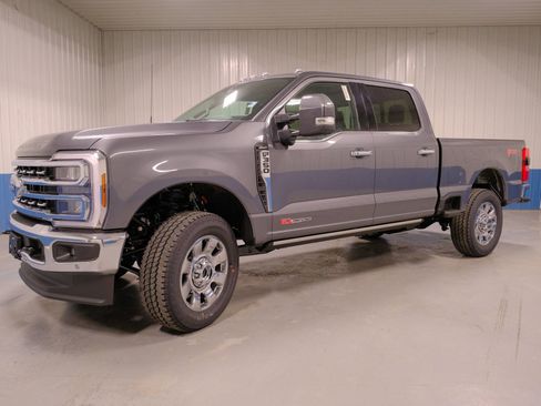 New 2026 Ford F350 Lariat w/ Lariat Ultimate Package image 2