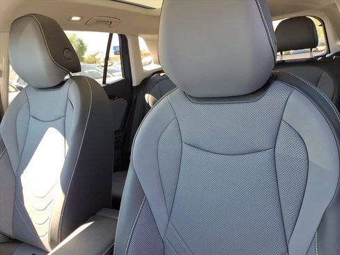 New 2026 Volkswagen Tiguan SE image 11