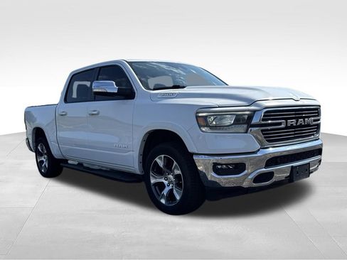 Used 2022 RAM 1500 Laramie AWD/4WD image 3