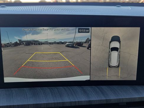 Used 2024 Kia Telluride SX w/ Towing Package image 14