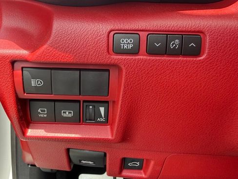Used 2023 Lexus IS 500 RWD image 29