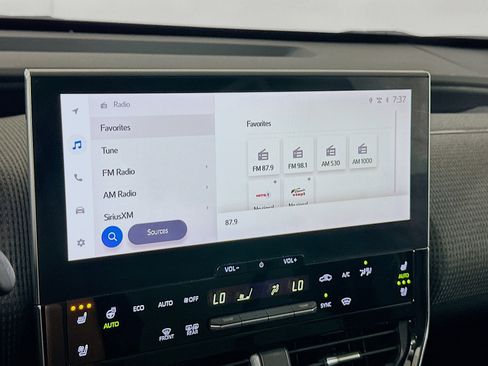 Used 2023 Subaru Solterra AWD image 19